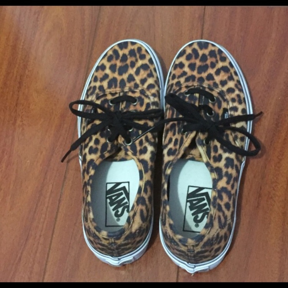 NEW leopard print vans sneakers 🐱